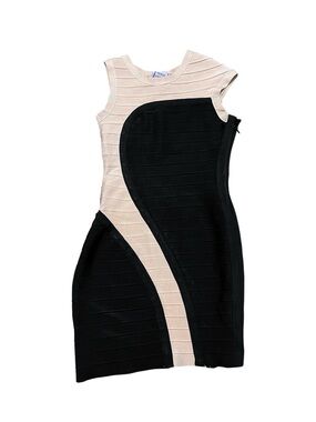 herve leger black white bandage dress Herv Lger // Striped Bandage Dress  VSP Consignment